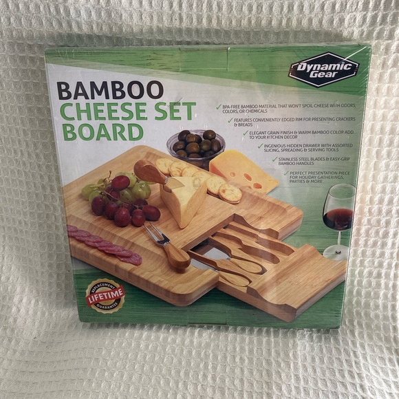 Dynamic Gear Bamboo Cheese Set Board With Assorted Tools - Picture 1 of 2